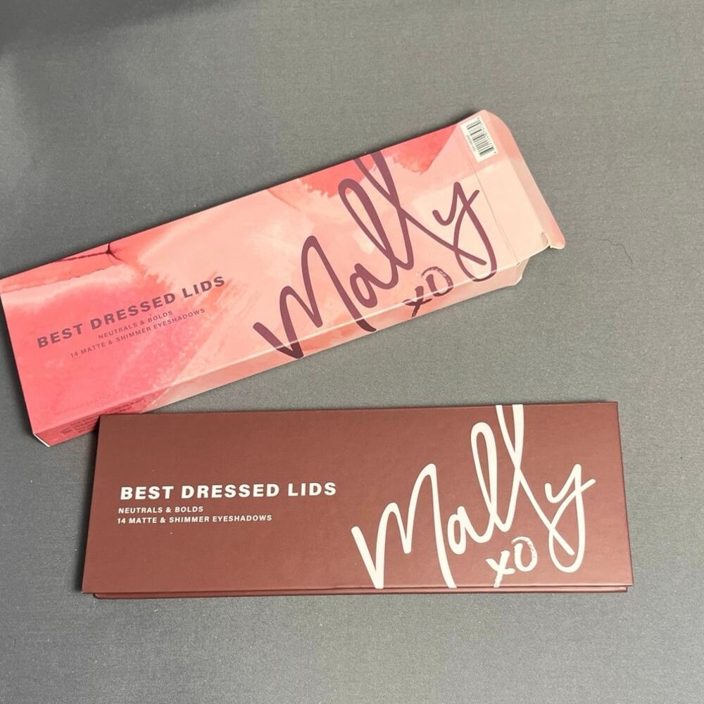 Mally Beauty Best Dressed Lids Neutral Bolds 14 Matte Shimmer Eyeshadow Palette‎